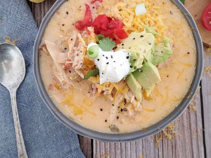 Crockpot White Chicken Chili — West Coast Capri